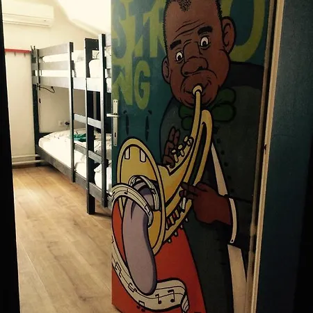 Sax Hostel *